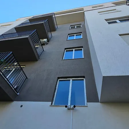 Molla Apartment