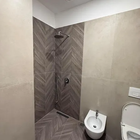 Molla Apartment *