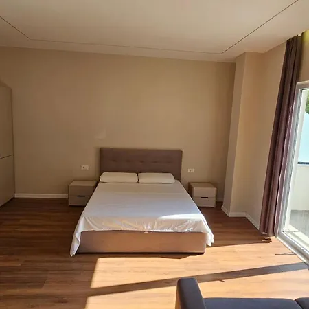 Molla Apartment *